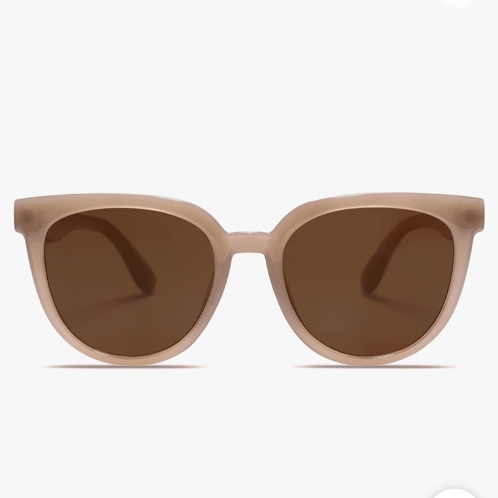 NWT Round Polarized Sunglasses Brown Lens